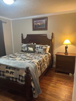 Bedroom #3 Queen Bed