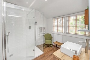 En suite shower room
