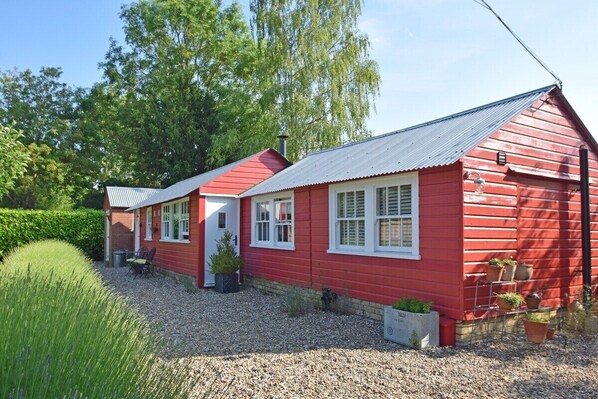 Private access and garden
