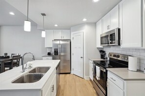 Fully Equiped Kitchen