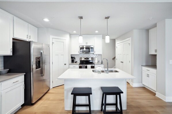 Spacious Kitchen with Island