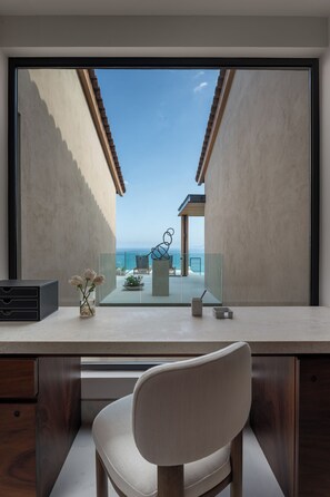Bright, clean bathrooms with coastal finishes
