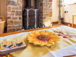 Living area | The Old Shippen - Frankaborough Farm Cottages, Lifton