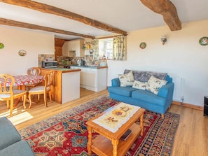 Open plan living space | The Old Shippen - Frankaborough Farm Cottages, Lifton