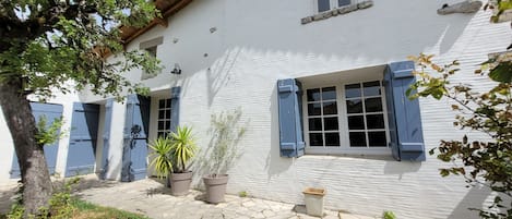 Extérieur