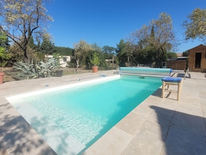 Schwimmbad des Ferienhauses