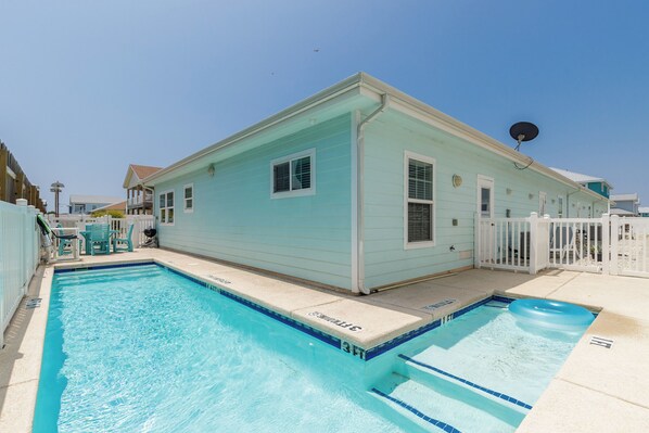 Make a splash in the community pool