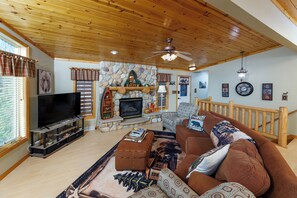 Smart TV and plenty of seating!
