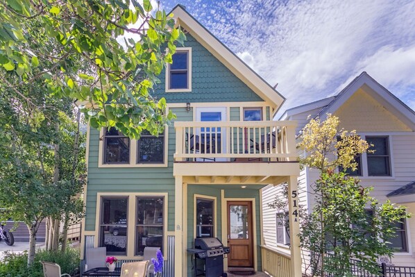 West Pacific - The Pacific Street Townhome - by Curate Telluride