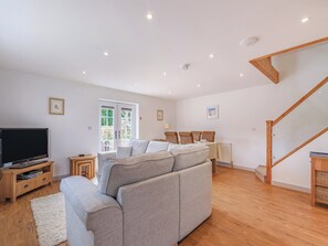 Open plan living space | Annie’s Cottage, Bempton