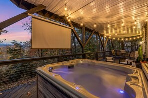 Bain à remous extérieur