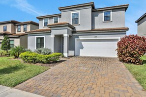 Architecture, Building, House, Outdoors, Aerial View