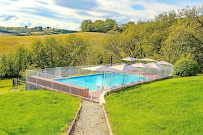 Pool partage´ La Bastide-2