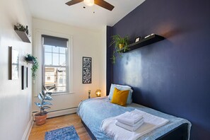 Bedroom 3 with twin trundle that converts into a king