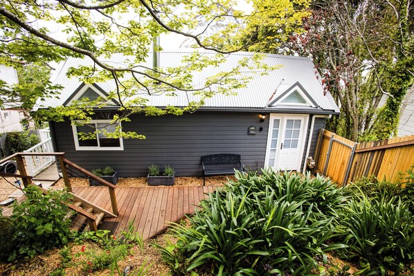 Adaline Katoomba-01