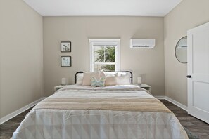 High-quality sheets, a plush duvet, and pillows hotel-like sleeping experience.