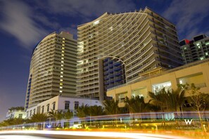- W Hotel Fort Lauderdale