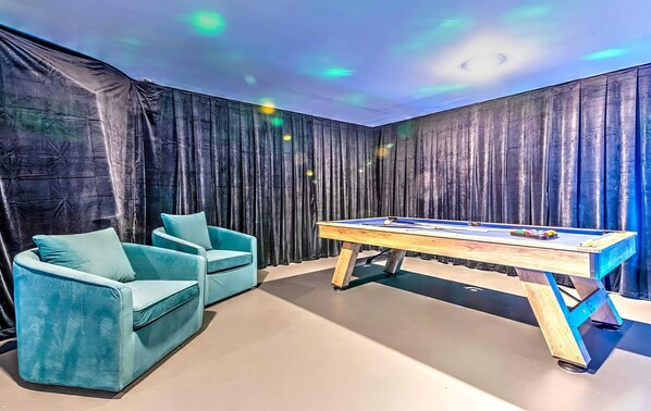 Spielezimmer