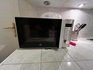 Microwave