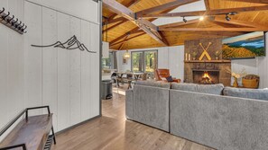 Living Room - Living Room
