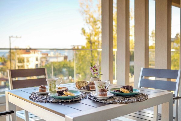 Enjoy your breakfast with a stunning Aegean view