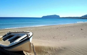 Pori sandy beach (6km)