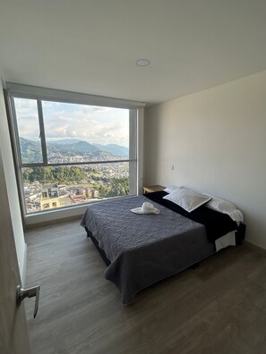 Bed,Photo of the whole room