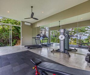 VILLA SUENO PRIVATE GYM WITH NORDICTRACK EQUIPMENT, iFIT APP DIGITAL TRAINING