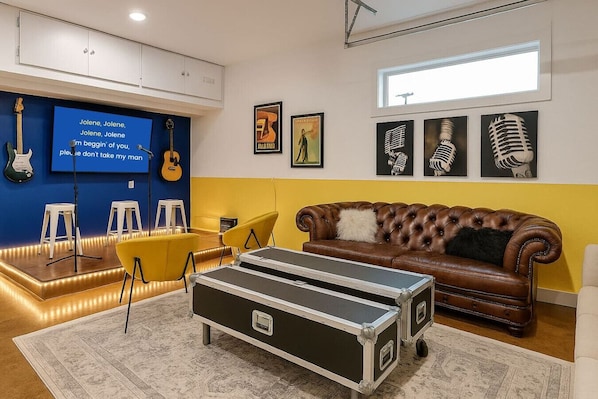 Game room