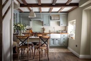 The Forge Kitchen - StayCotswold