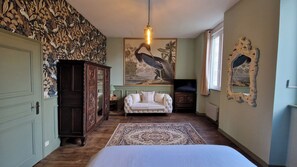 Super-King sized bed