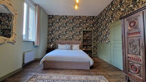 Super-King sized bed