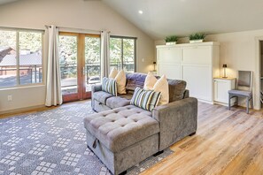 Living Area | Queen Murphy Bed | 2 Twin Murphy Beds | Smart TV