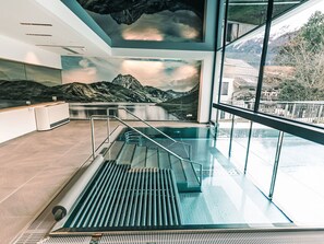 Schwimmbad, Gebirge, Glazialmorphologie, Alpen, Winter, Schnee, Gletscher, Hotel, Eco Hotel