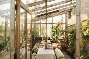 Outdoor dining