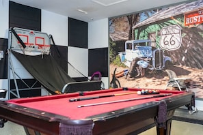 Spielezimmer