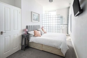 Egton Bridge at the Sandbeck, Whitby - Host & Stay