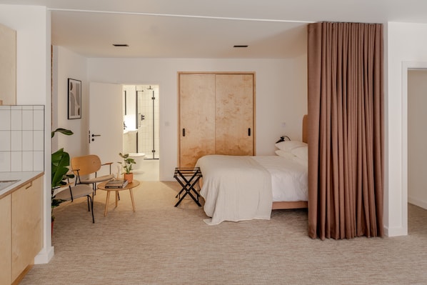 Double bed