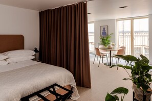 Double Bed
