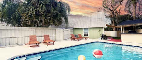 Pool