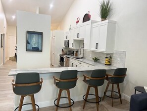 Sandpiper Cove 2 bed/2ba Bayside Condo GCV1-042 (219)