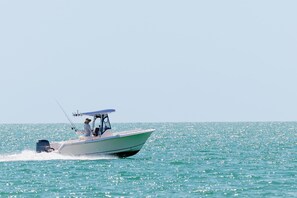 El Galeon 3BR – Bay Views, Beach, Boat Dock (3285)