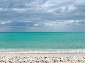 Bayside 2BR - Gulf Views & Sun Deck at Tamarind (2449)