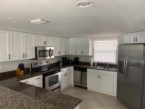 Palms 3 bed/2.5ba Gulfside Condo GCV1-041 (363)