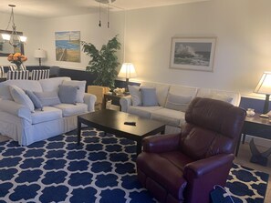 Tamarind 2 bed/2ba Bayside Condo GCV1-022 (884)