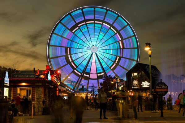 Smoky Mountains magic from the vibrant Ferris wheel at Dollywood