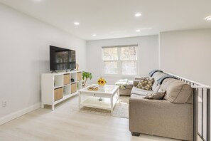 Living Room | Upper Level | Sleeper Sofa | Central A/C & Heating