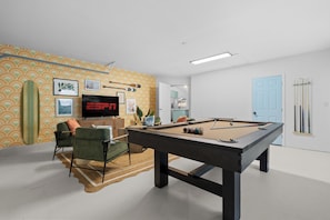 Spielezimmer