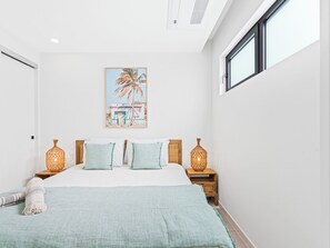 Bedroom 2 (1)