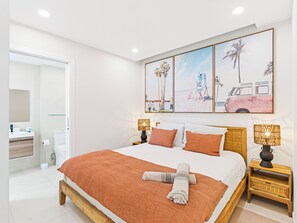Bedroom 1 (1)